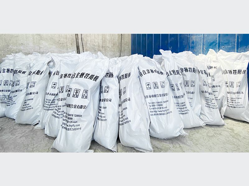 埋地管線，儲(chǔ)罐外壁及其它地下金屬結(jié)構(gòu)常用犧牲陽(yáng)極